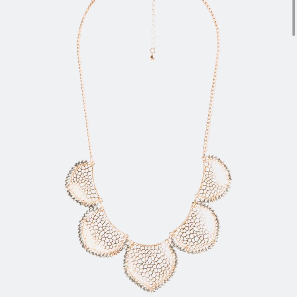 Elegant Gold and Silver Women's Necklace